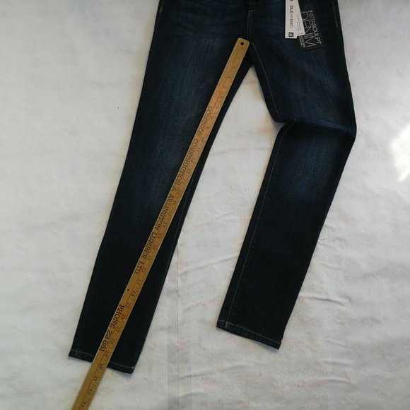 DL1961 FLORENCE Skinny Mid Rise Instasculpt Jeans 27 NWT - Picture 9 of 9